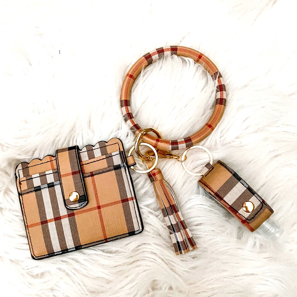 Wristlet